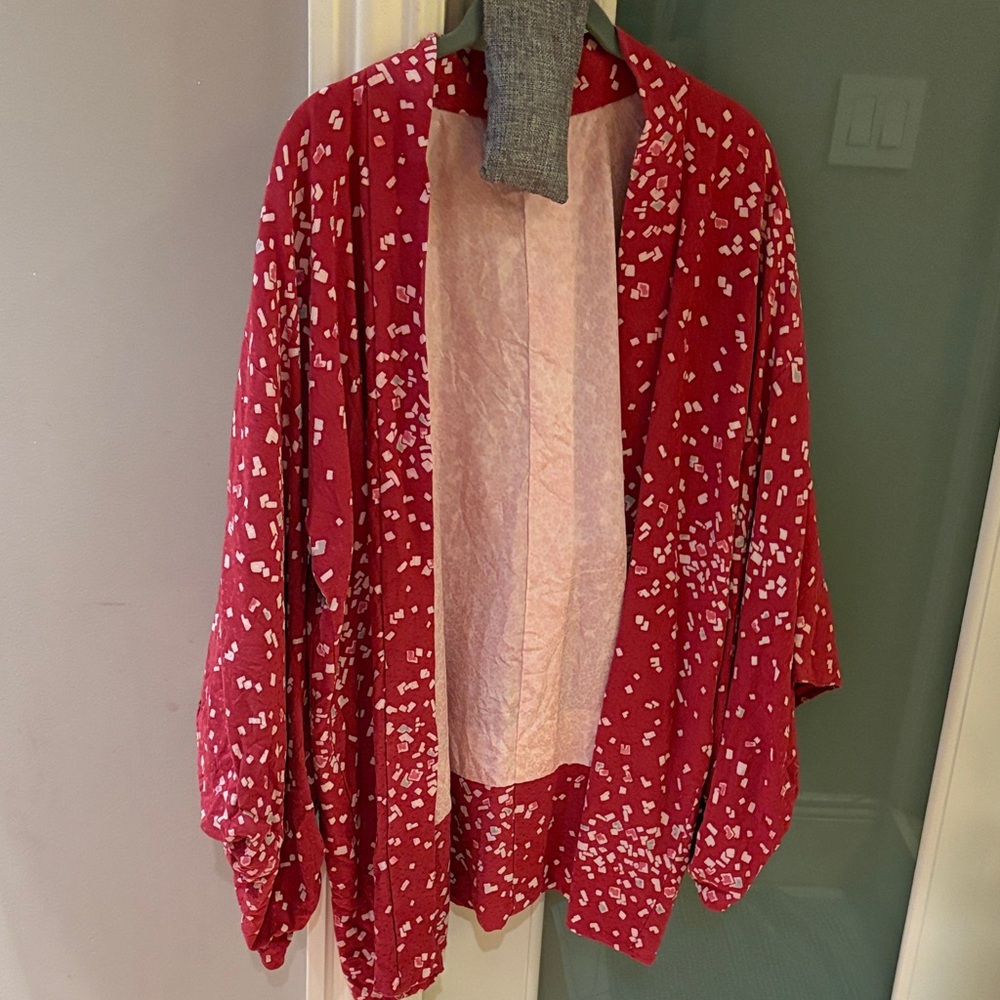 Red Pattern Women's Kimono